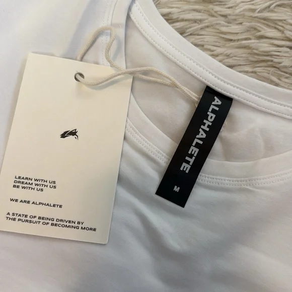 NWT Alphalete Women's White Top - Picture 3 of 3